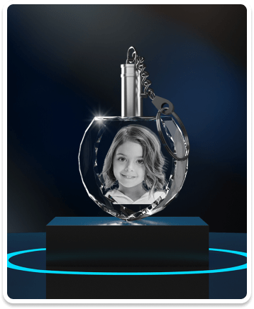 Přívěsek s miniaturou na porcelánu